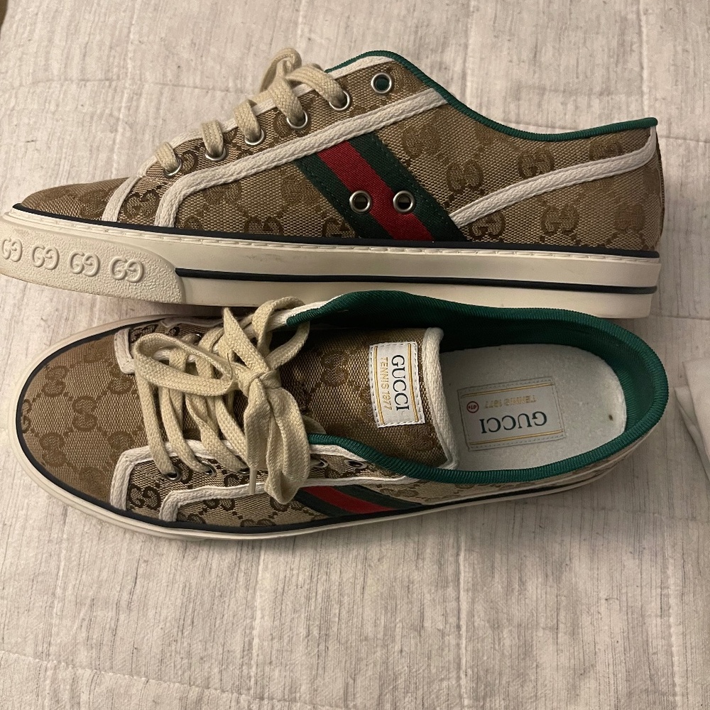 Gucci sneakers